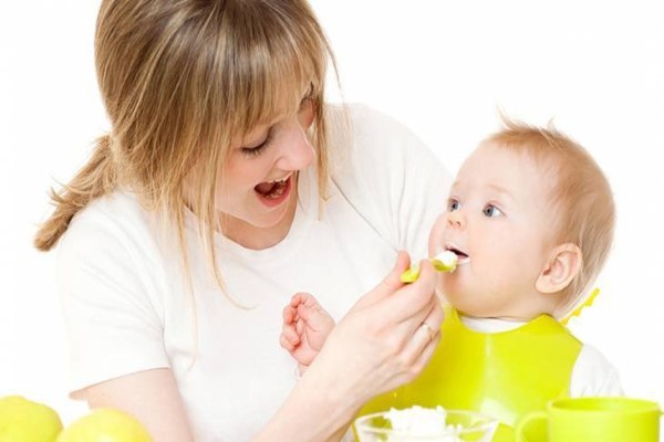 Dinh dưỡng cho trẻ dưới 3 tuổi-cha mẹ nên biết?